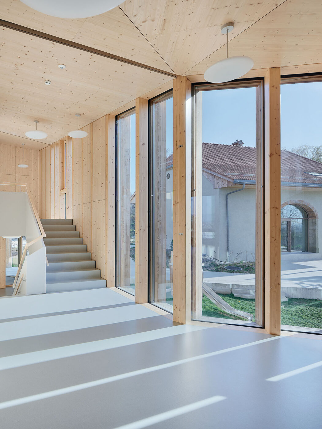 Nouvelle crèche et transformation d'un rural, 1er prix